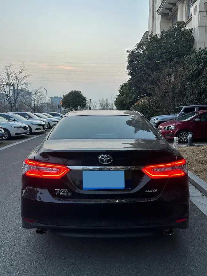 2018 Toyota Camry 2.5L 209HP L4 8AT,autocango,china used car exporter,china ev exporter,chinese used car exporter,chinese used ev exporter