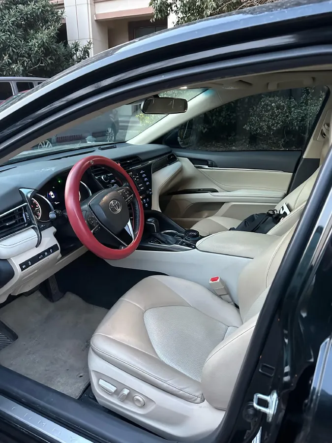 2018 Toyota Camry 2.5L 209HP L4 8AT,autocango,china used car exporter,china ev exporter,chinese used car exporter,chinese used ev exporter