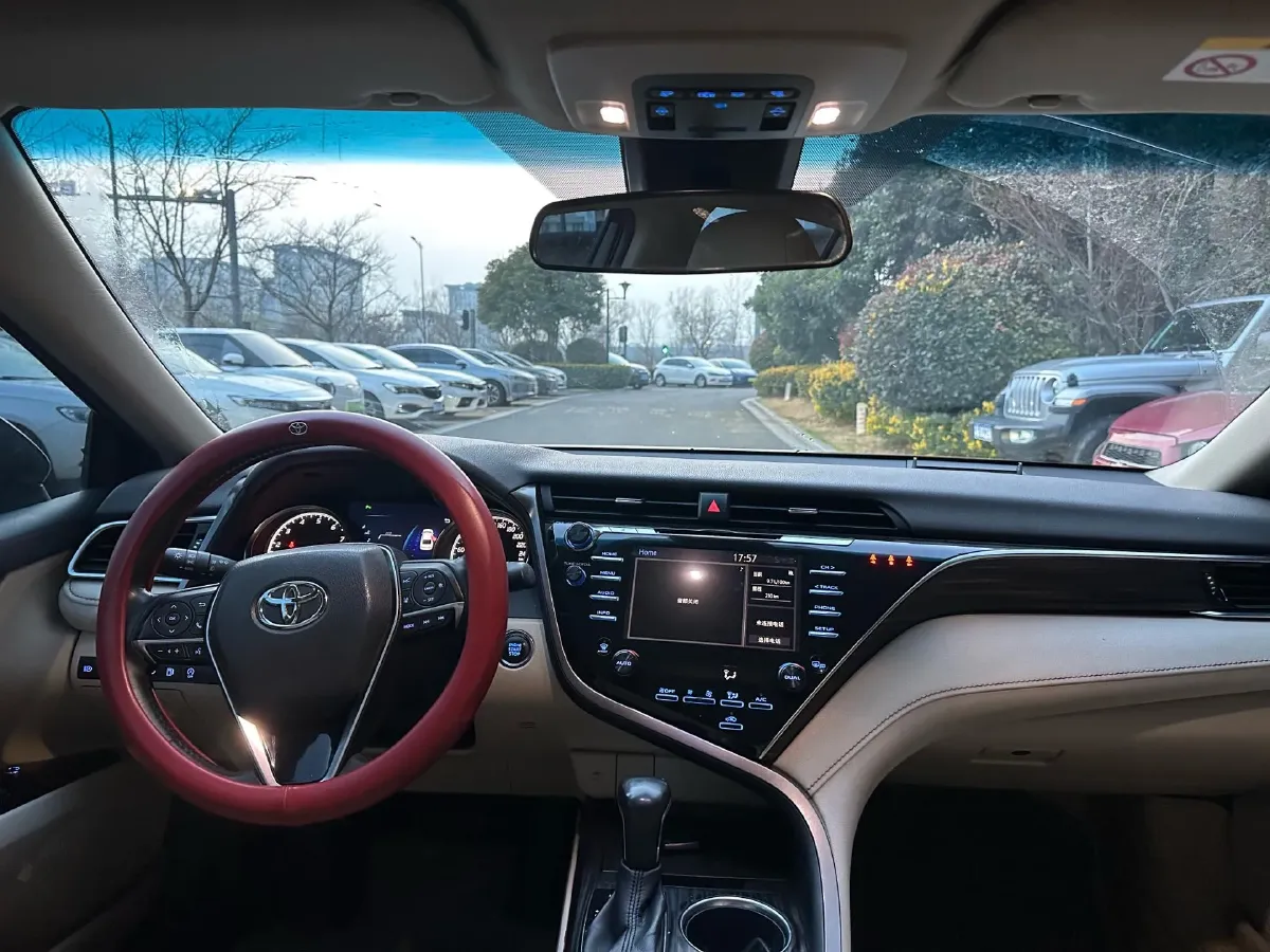 2018 Toyota Camry 2.5L 209HP L4 8AT,autocango,china used car exporter,china ev exporter,chinese used car exporter,chinese used ev exporter