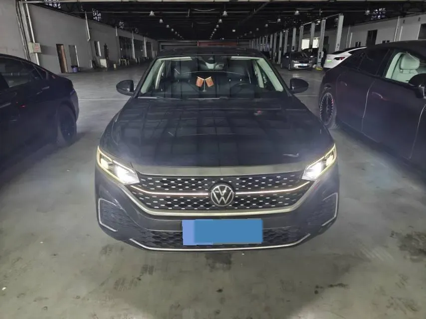 2022 Xpeng P7 BEV 60.2KWH,autocango,china used car exporter,china ev exporter,chinese used car exporter,chinese used ev exporter