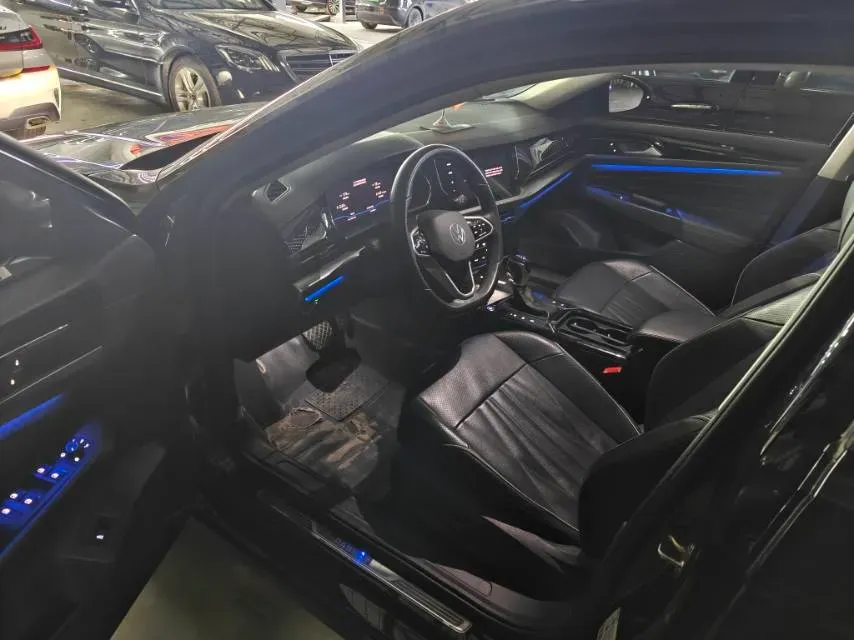 2022 Xpeng P7 BEV 60.2KWH,autocango,china used car exporter,china ev exporter,chinese used car exporter,chinese used ev exporter