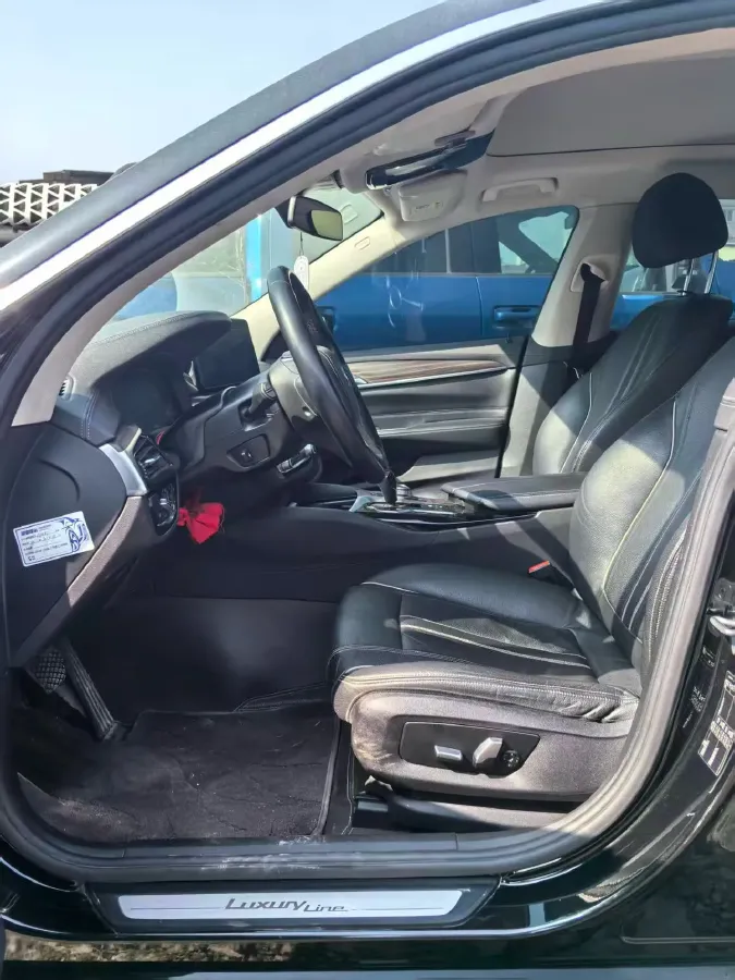 2021 BMW 6 Series GT 2.0T 258HP L4 8AT,autocango,china used car exporter,china ev exporter,chinese used car exporter,chinese used ev exporter