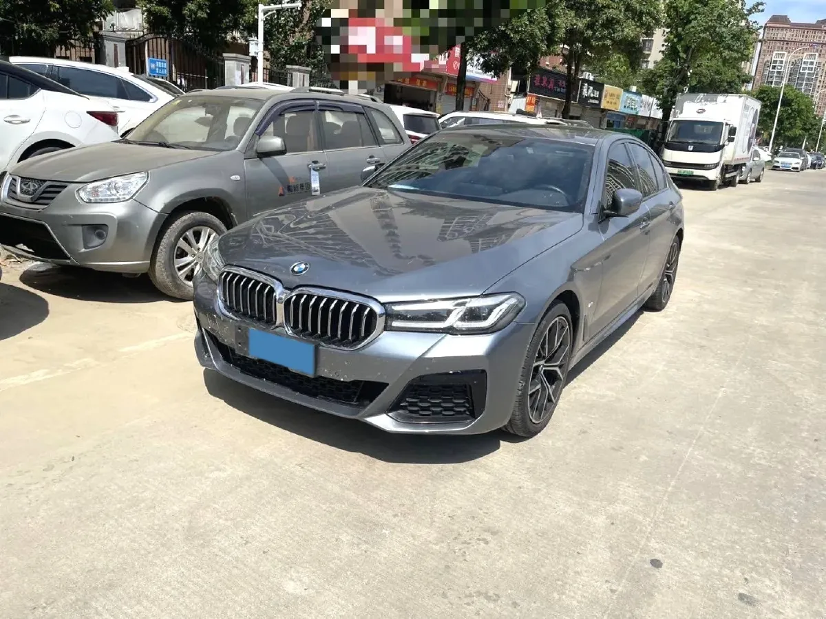 2021 BMW 5 Series 2.0T 252HP L4 8AT,autocango,china used car exporter,china ev exporter,chinese used car exporter,chinese used ev exporter
