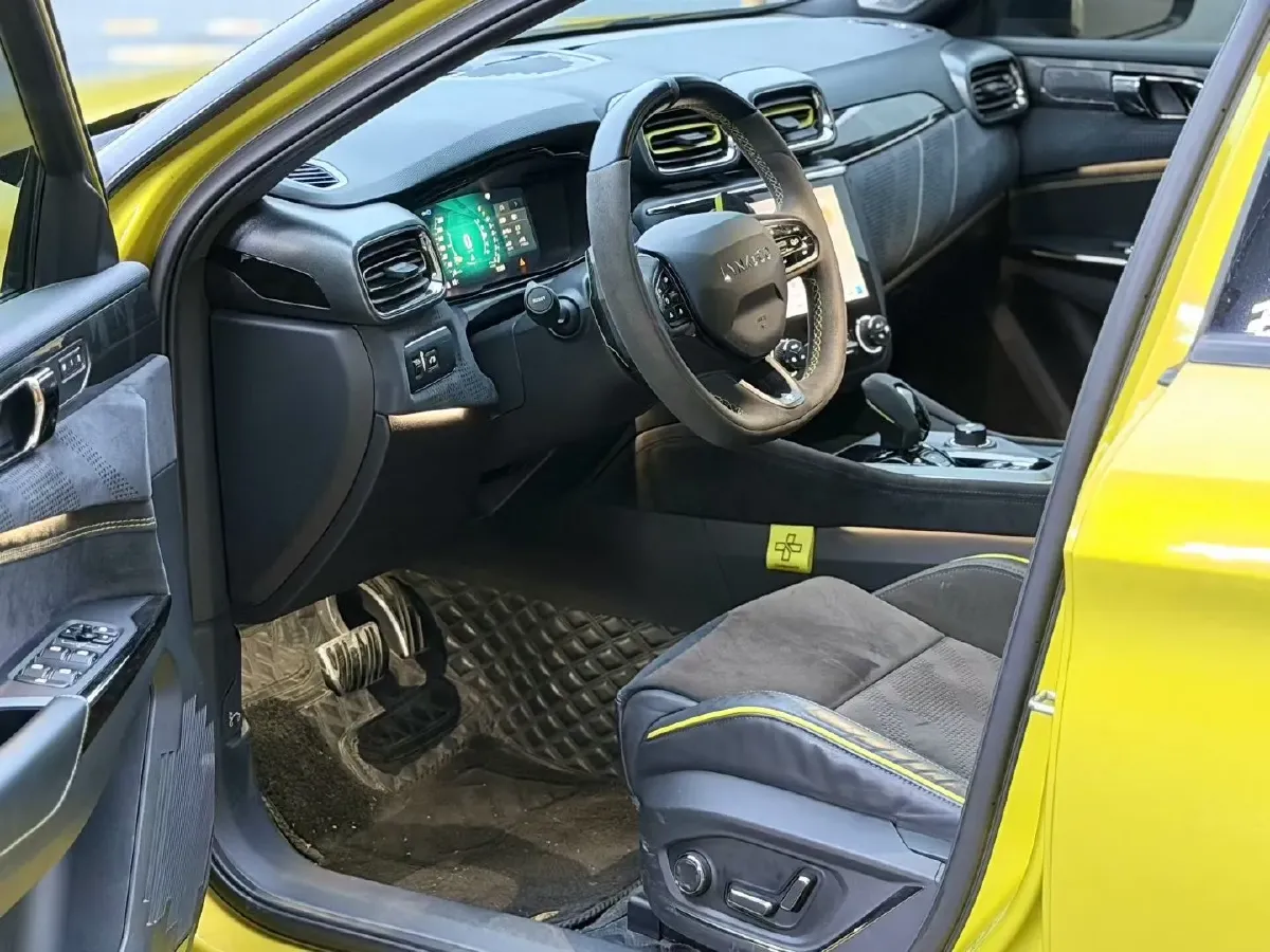 2022 LYNK&CO 03 2.0T 254HP L4 8AT,autocango,china used car exporter,china ev exporter,chinese used car exporter,chinese used ev exporter