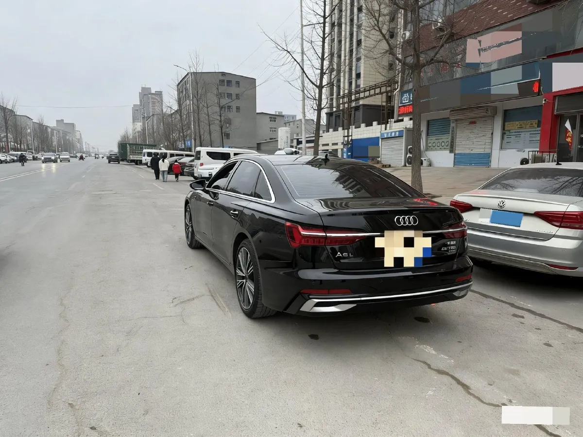 2024 Audi A6L 2.0T 245HP L4 7DCT,autocango,china used car exporter,china ev exporter,chinese used car exporter,chinese used ev exporter