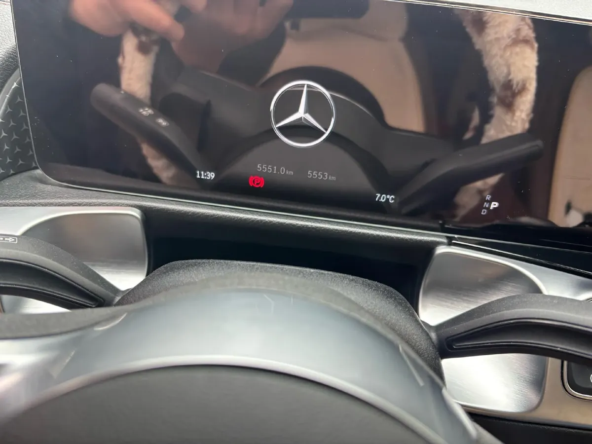 2025 Mercedes-Benz GLB Class 2.0T 190HP L4 8DCT,autocango,china used car exporter,china ev exporter,chinese used car exporter,chinese used ev exporter