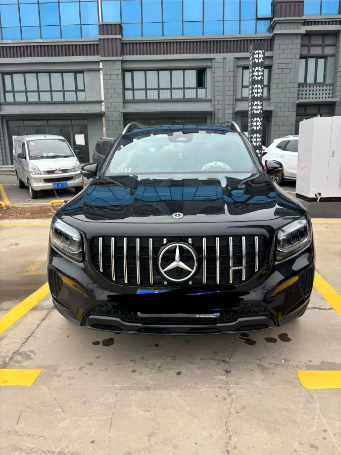 2025 Mercedes-Benz GLB Class 2.0T 190HP L4 8DCT,autocango,china used car exporter,china ev exporter,chinese used car exporter,chinese used ev exporter