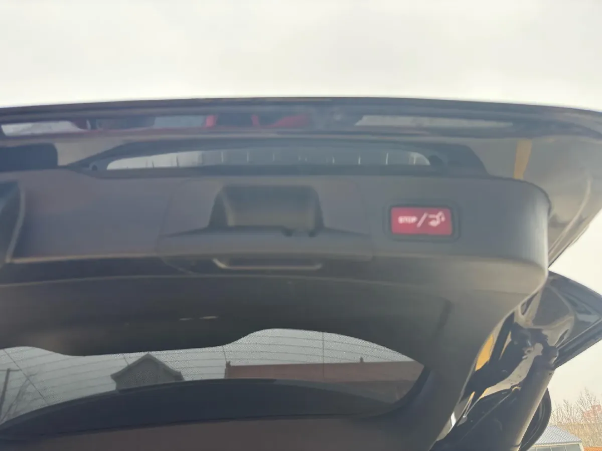 2025 Mercedes-Benz GLB Class 2.0T 190HP L4 8DCT,autocango,china used car exporter,china ev exporter,chinese used car exporter,chinese used ev exporter