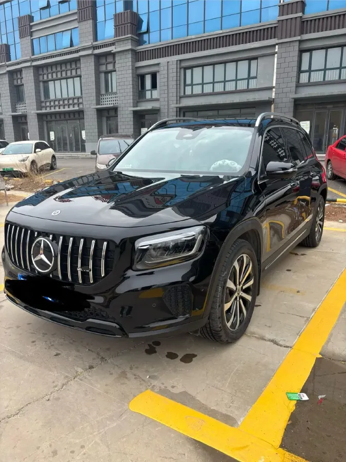 2025 Mercedes-Benz GLB Class 2.0T 190HP L4 8DCT,autocango,china used car exporter,china ev exporter,chinese used car exporter,chinese used ev exporter