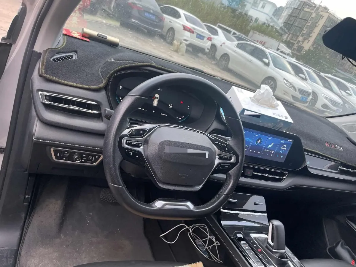 2020 WuLing KaiJie 1.5T 147HP L4 CVT,autocango,china used car exporter,china ev exporter,chinese used car exporter,chinese used ev exporter