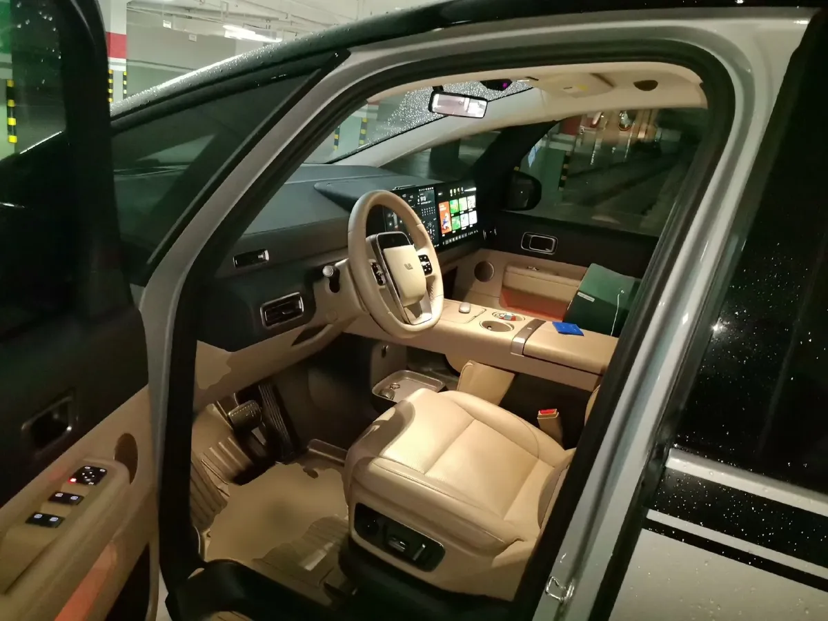 2025 Li MEGA BEV,autocango,china used car exporter,china ev exporter,chinese used car exporter,chinese used ev exporter