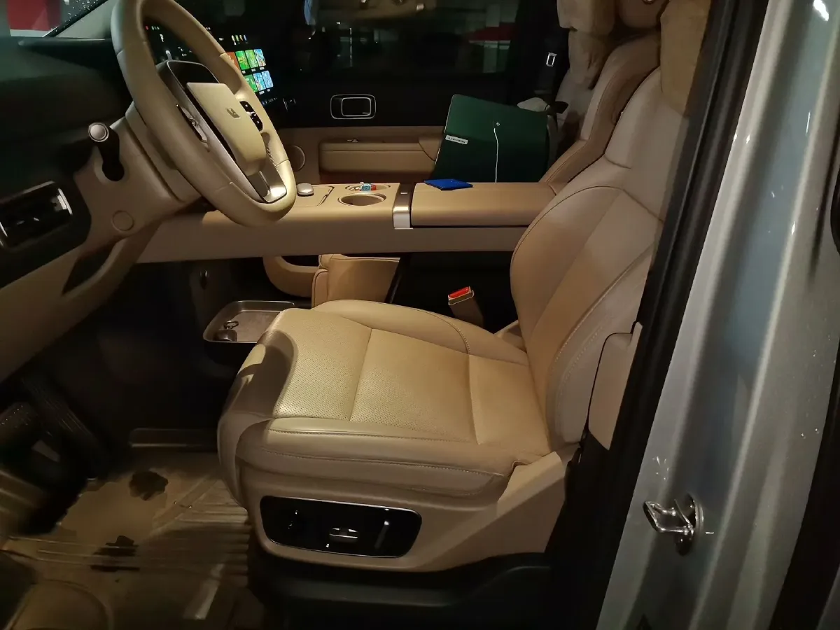 2025 Li MEGA BEV,autocango,china used car exporter,china ev exporter,chinese used car exporter,chinese used ev exporter