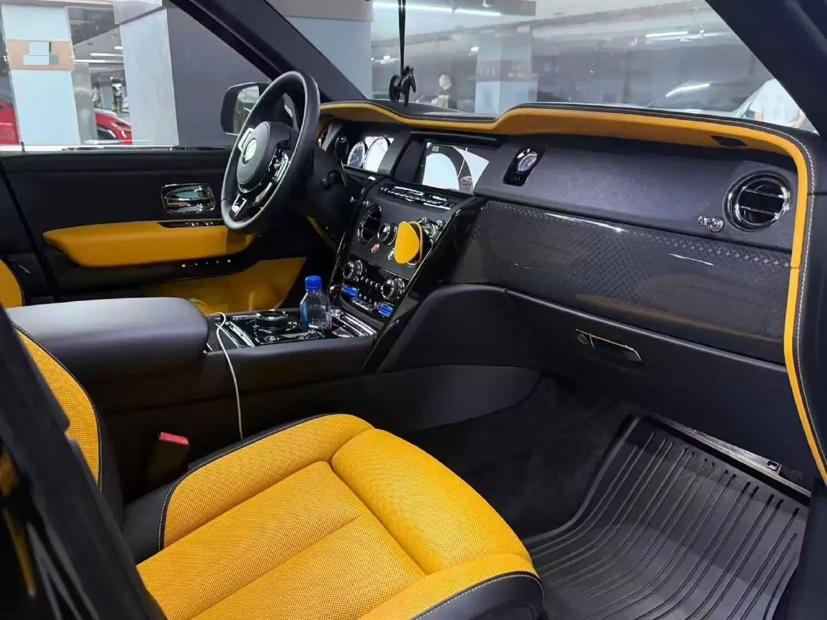 2020 Rolls-Royce Cullinan 6.7T 600HP V12 8AT,autocango,china used car exporter,china ev exporter,chinese used car exporter,chinese used ev exporter