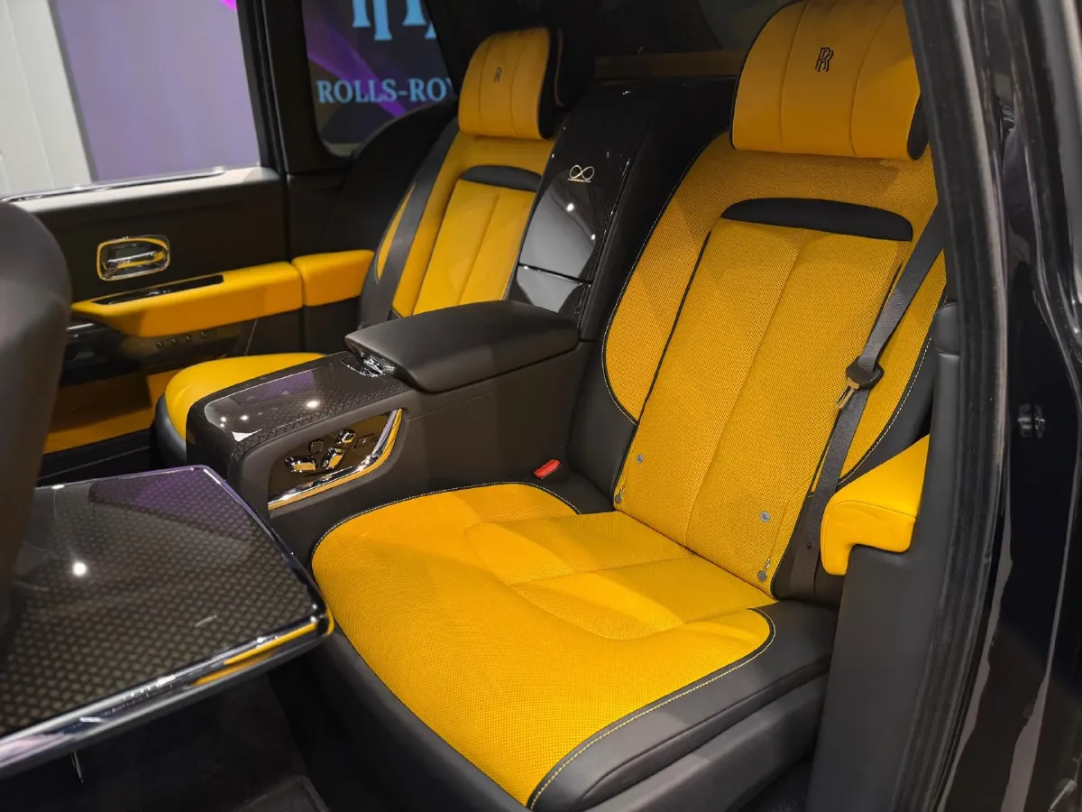 2020 Rolls-Royce Cullinan 6.7T 600HP V12 8AT,autocango,china used car exporter,china ev exporter,chinese used car exporter,chinese used ev exporter