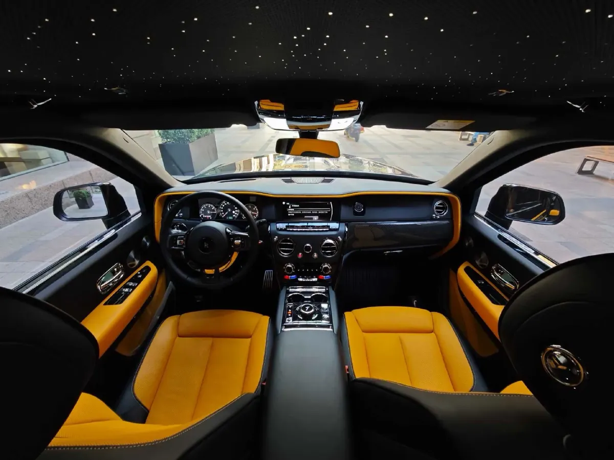 2020 Rolls-Royce Cullinan 6.7T 600HP V12 8AT,autocango,china used car exporter,china ev exporter,chinese used car exporter,chinese used ev exporter