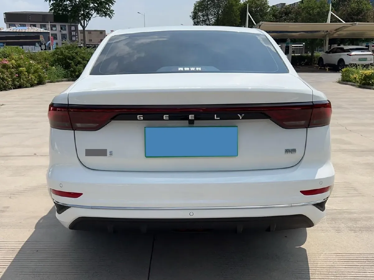 2022 Geely Emgrand 1.5L 114HP L4 CVT,autocango,china used car exporter,china ev exporter,chinese used car exporter,chinese used ev exporter