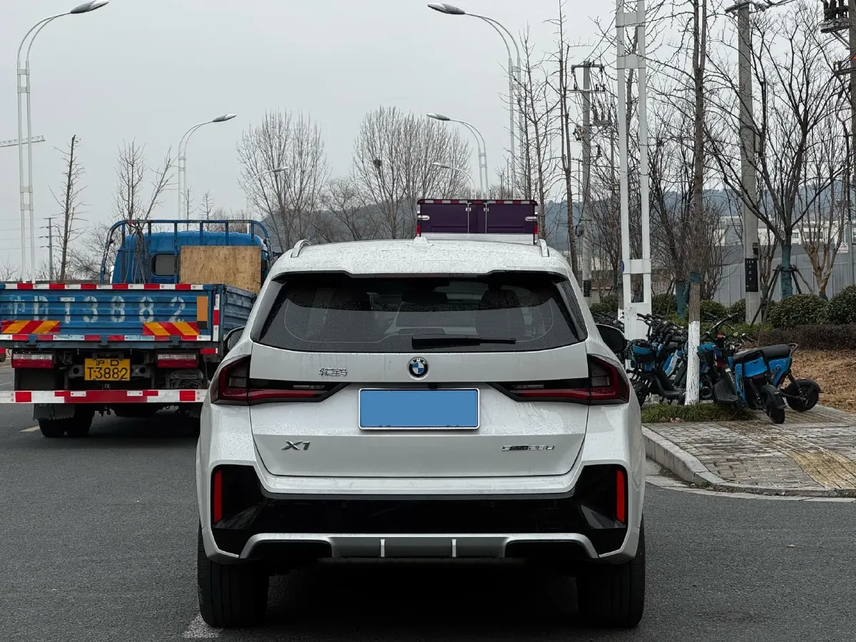 2024 BMW X1 2.0T 204HP L4 7DCT,autocango,china used car exporter,china ev exporter,chinese used car exporter,chinese used ev exporter
