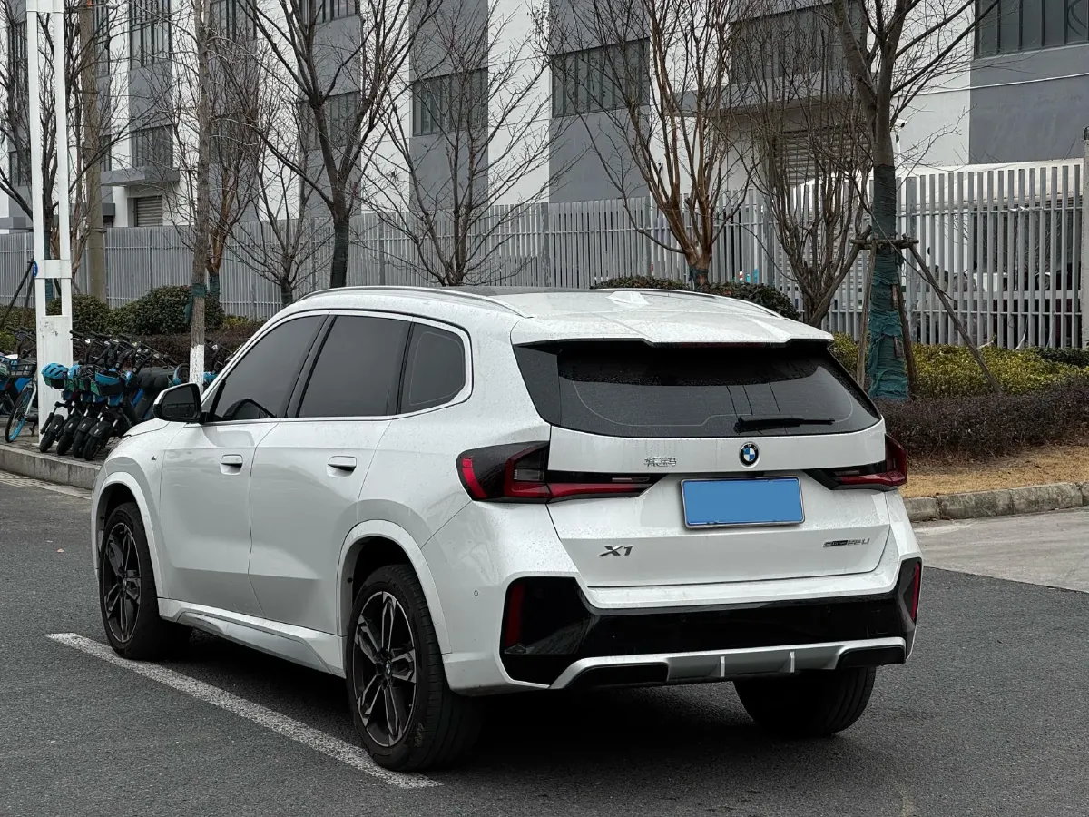 2024 BMW X1 2.0T 204HP L4 7DCT,autocango,china used car exporter,china ev exporter,chinese used car exporter,chinese used ev exporter