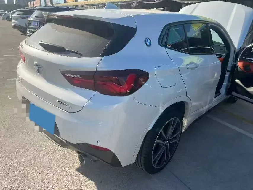 2021 BMW X2 2.0T 192HP L4 7DCT,autocango,china used car exporter,china ev exporter,chinese used car exporter,chinese used ev exporter