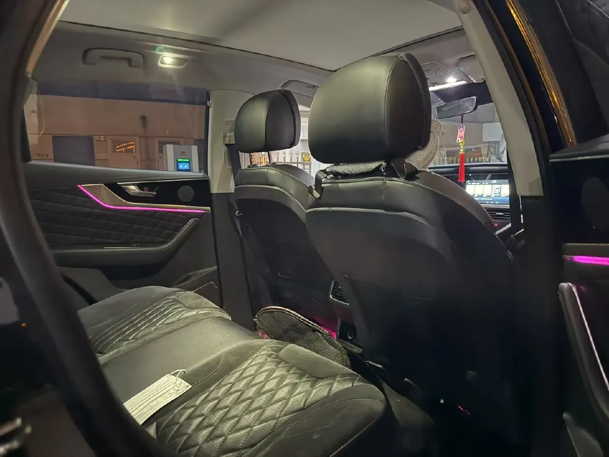 2019 HongQi HS5 2.0T 224HP L4 6AT,autocango,china used car exporter,china ev exporter,chinese used car exporter,chinese used ev exporter