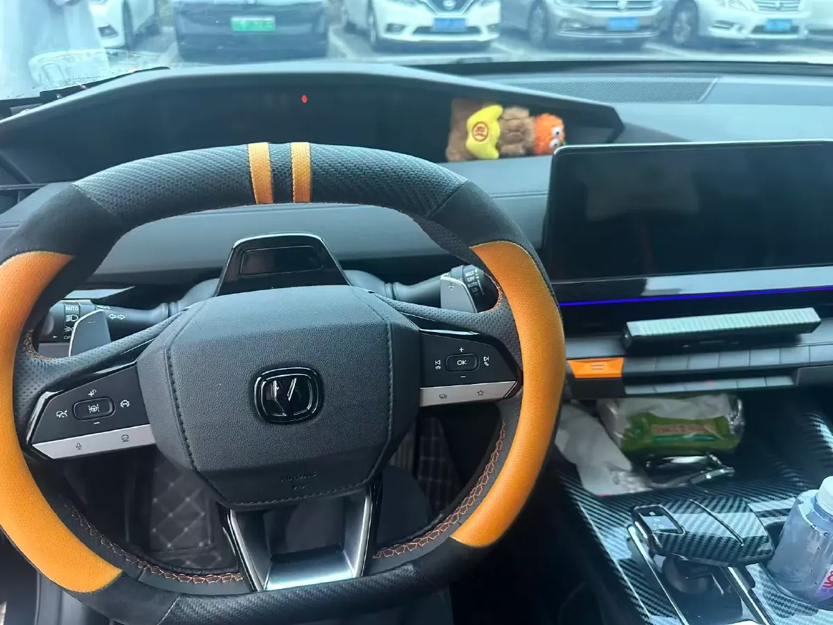 2024 ChangAn UNI-V 1.5T 188HP L4 7DCT,autocango,china used car exporter,china ev exporter,chinese used car exporter,chinese used ev exporter