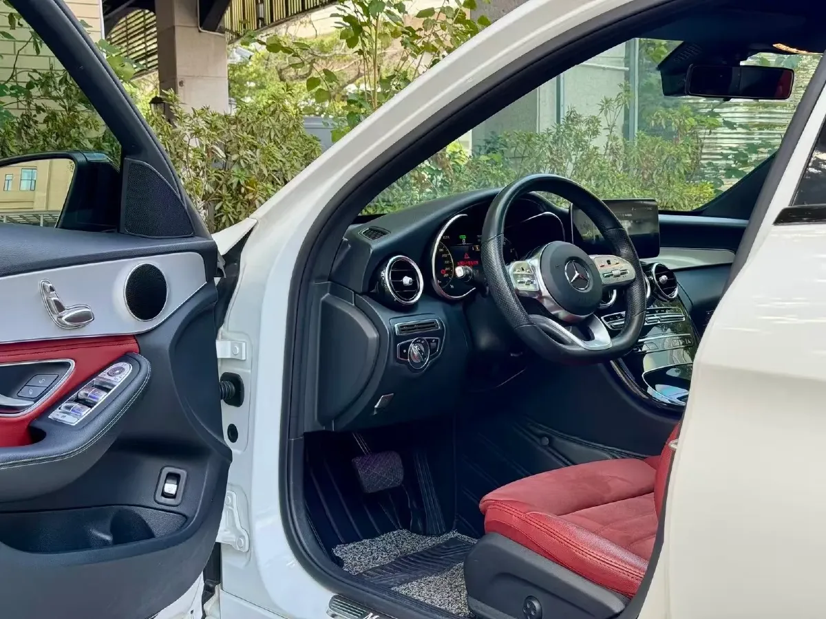 2020 Mercedes-Benz C Class 1.5T 184HP L4 9AT,autocango,china used car exporter,china ev exporter,chinese used car exporter,chinese used ev exporter