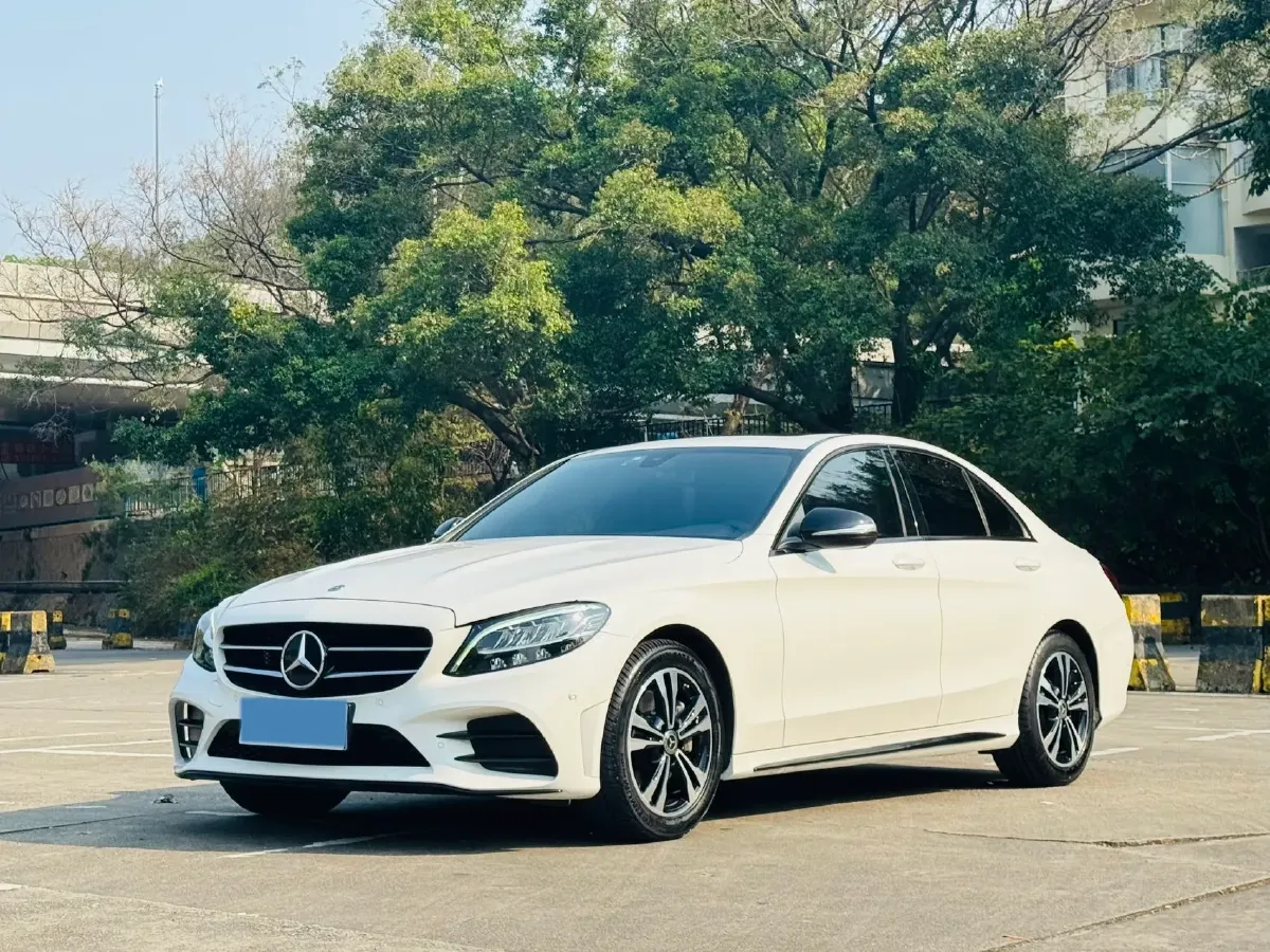 2020 Mercedes-Benz C Class 1.5T 184HP L4 9AT,autocango,china used car exporter,china ev exporter,chinese used car exporter,chinese used ev exporter