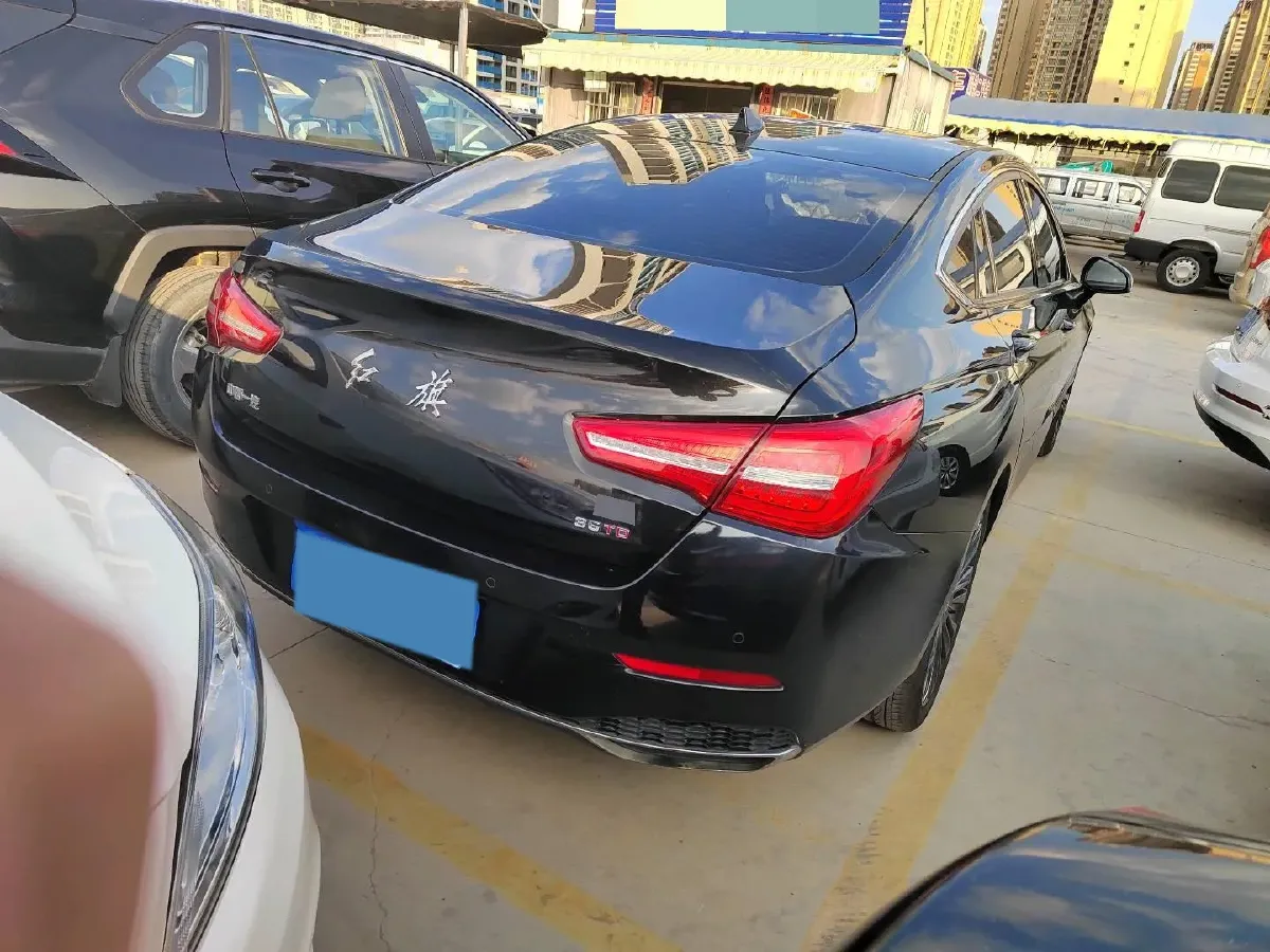 2020 HongQi H5 1.8T 197HP L4 6AT,autocango,china used car exporter,china ev exporter,chinese used car exporter,chinese used ev exporter