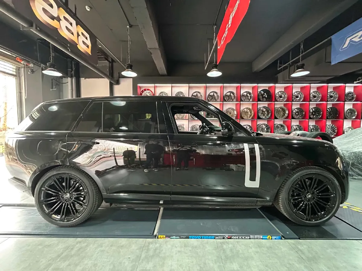 2025 Land Rover Range Rover 3.0T 400HP L6 8AT,autocango,china used car exporter,china ev exporter,chinese used car exporter,chinese used ev exporter