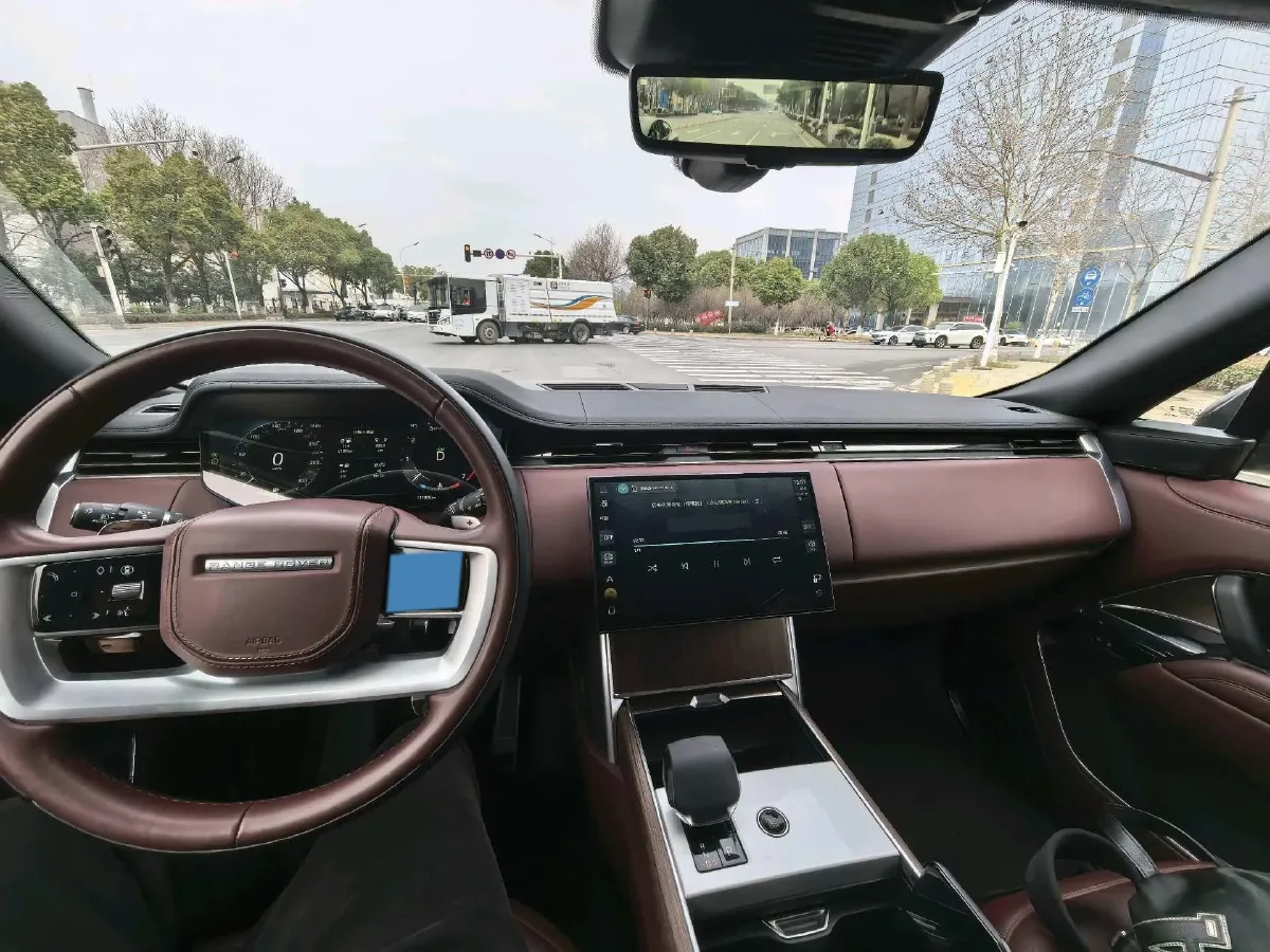 2025 Land Rover Range Rover 3.0T 400HP L6 8AT,autocango,china used car exporter,china ev exporter,chinese used car exporter,chinese used ev exporter