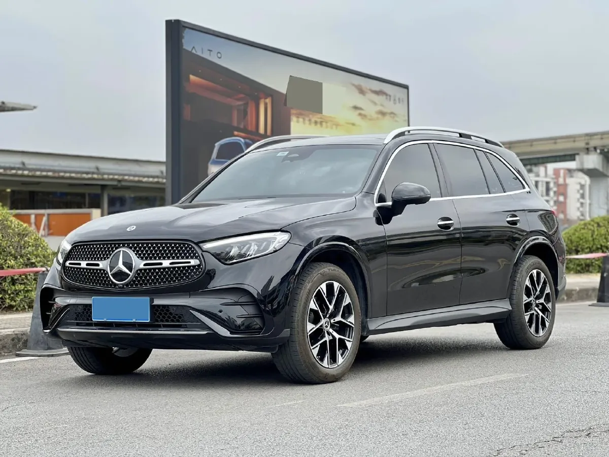 2024 Mercedes-Benz GLC Class 2.0T 204HP L4 9AT,autocango,china used car exporter,china ev exporter,chinese used car exporter,chinese used ev exporter