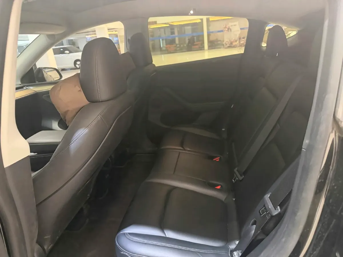 2022 Tesla Model Y BEV 60KWH,autocango,china used car exporter,china ev exporter,chinese used car exporter,chinese used ev exporter