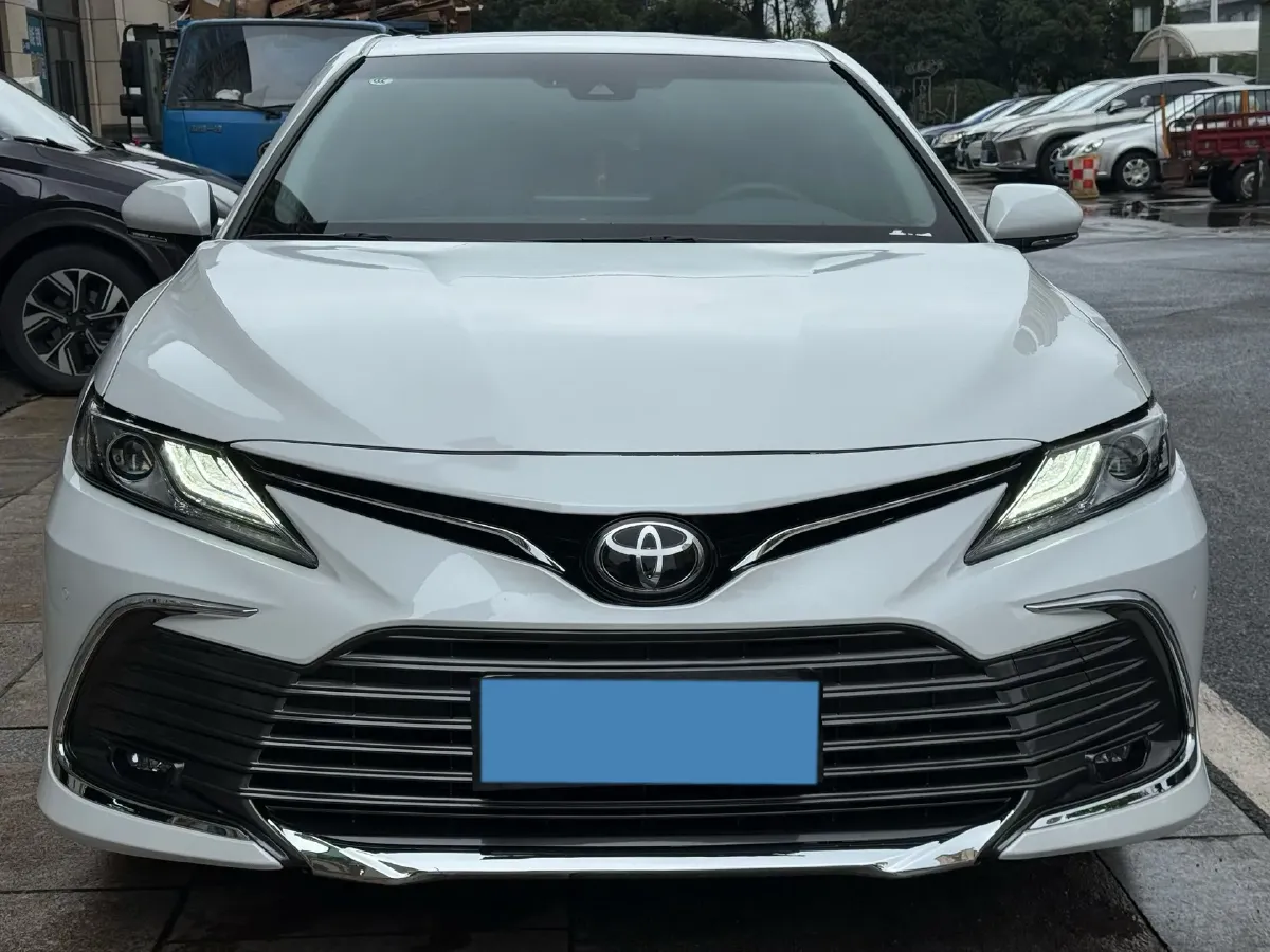 2023 Toyota Camry 2.0L 177HP L4 CVT,autocango,china used car exporter,china ev exporter,chinese used car exporter,chinese used ev exporter