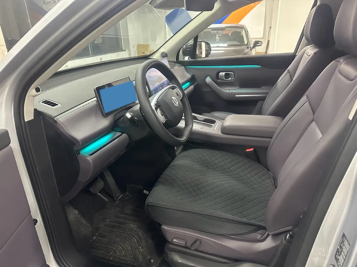 2025 LinkTour E-M8 BEV 65KWH,autocango,china used car exporter,china ev exporter,chinese used car exporter,chinese used ev exporter