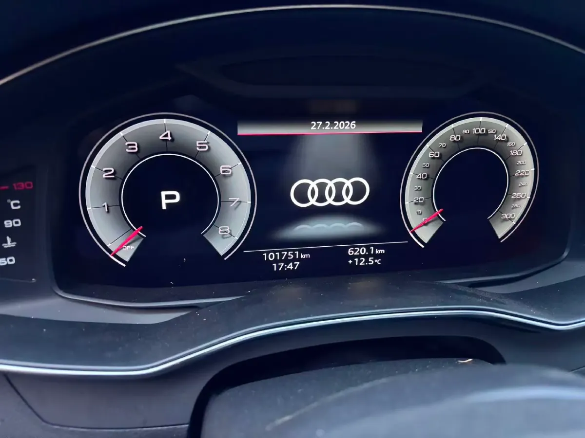 2022 Audi A6L 2.0T 224HP L4 7DCT,autocango,china used car exporter,china ev exporter,chinese used car exporter,chinese used ev exporter