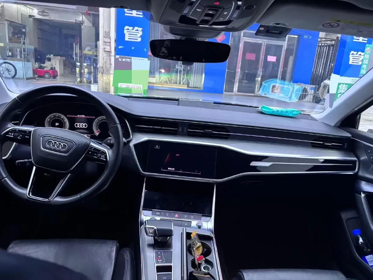 2022 Audi A6L 2.0T 224HP L4 7DCT,autocango,china used car exporter,china ev exporter,chinese used car exporter,chinese used ev exporter