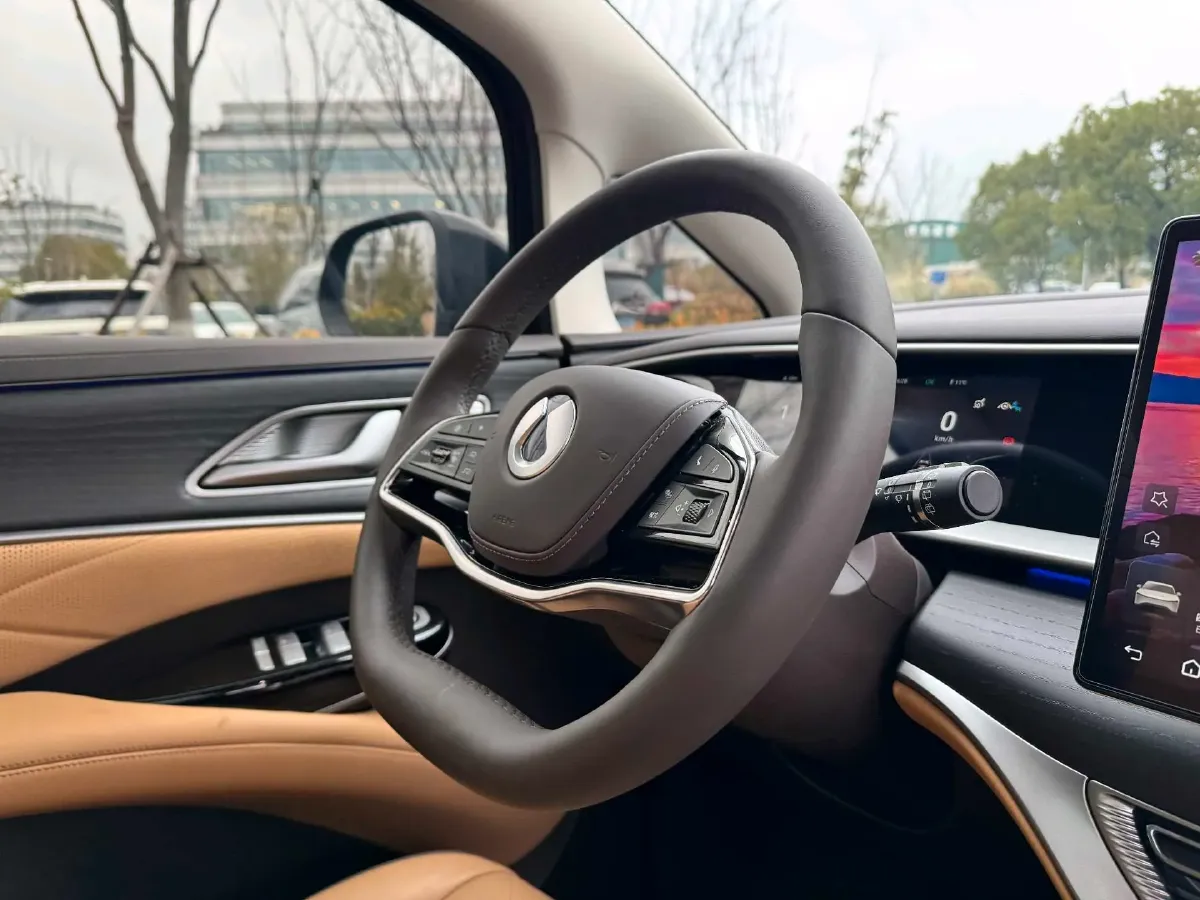 2024 Denza D9 1.5T 139HP L4 E-CVT PHEV 40KWH,autocango,china used car exporter,china ev exporter,chinese used car exporter,chinese used ev exporter