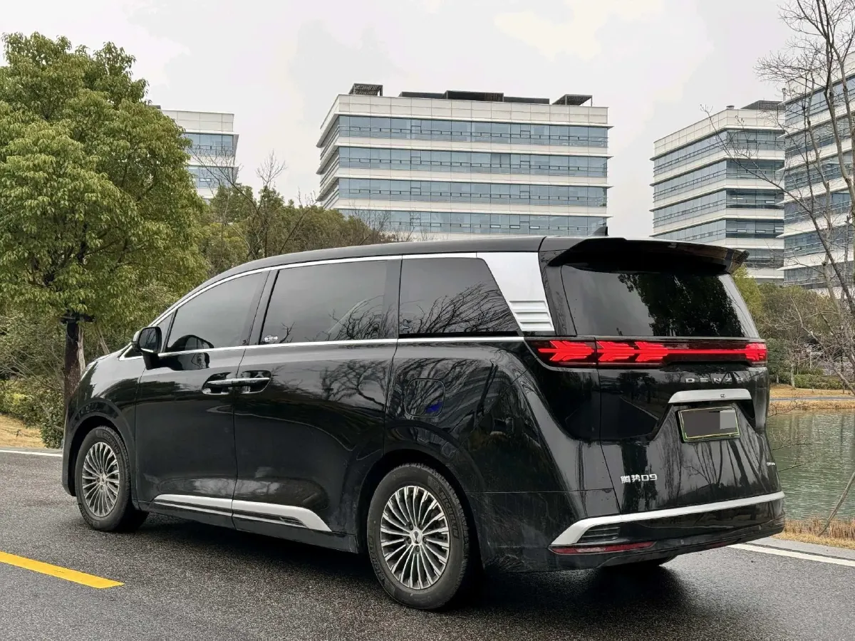 2024 Denza D9 1.5T 139HP L4 E-CVT PHEV 40KWH,autocango,china used car exporter,china ev exporter,chinese used car exporter,chinese used ev exporter