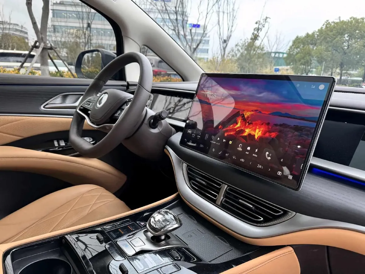 2024 Denza D9 1.5T 139HP L4 E-CVT PHEV 40KWH,autocango,china used car exporter,china ev exporter,chinese used car exporter,chinese used ev exporter