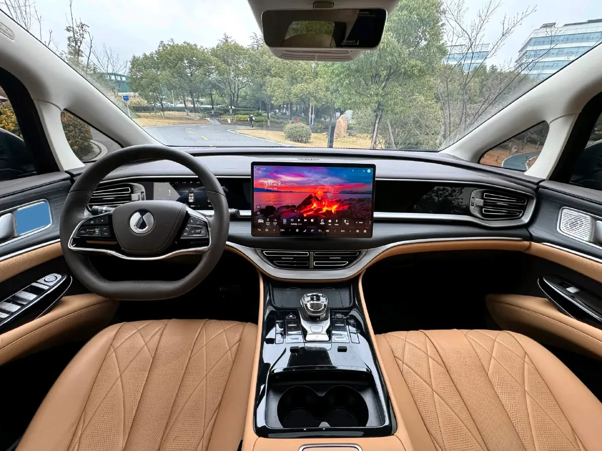 2024 Denza D9 1.5T 139HP L4 E-CVT PHEV 40KWH,autocango,china used car exporter,china ev exporter,chinese used car exporter,chinese used ev exporter