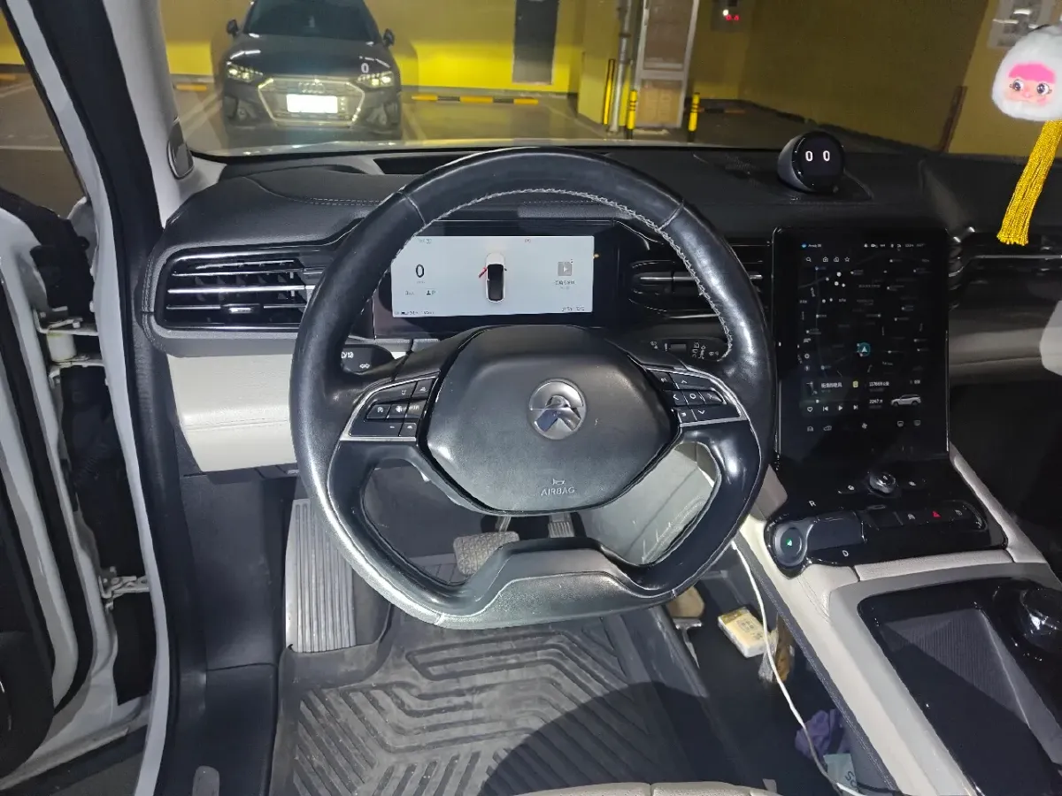 2018 NIO ES8 BEV 70KWH,autocango,china used car exporter,china ev exporter,chinese used car exporter,chinese used ev exporter