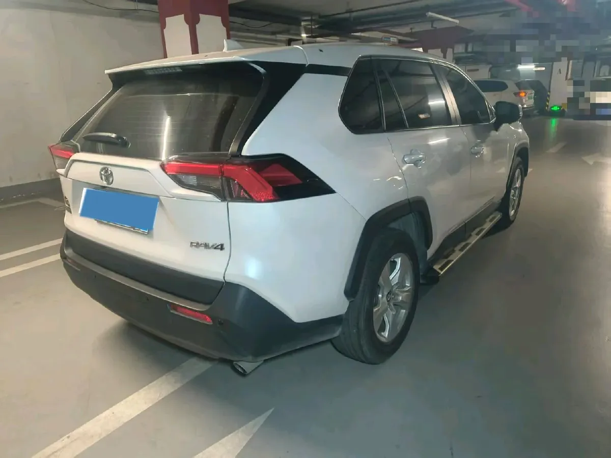 2021 Toyota RAV4 2.0L 171HP L4 CVT,autocango,china used car exporter,china ev exporter,chinese used car exporter,chinese used ev exporter