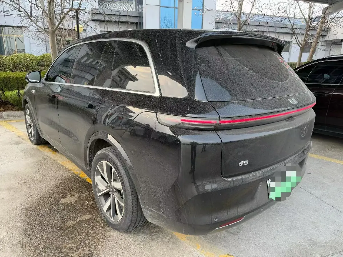 2023 Li L8 Range Extended 154HP REEV 40.9KWH,autocango,china used car exporter,china ev exporter,chinese used car exporter,chinese used ev exporter