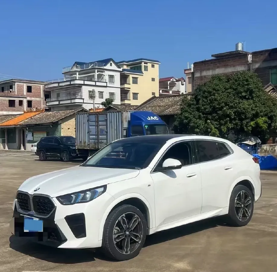 2024 BMW X2 2.0T 204HP L4 7DCT,autocango,china used car exporter,china ev exporter,chinese used car exporter,chinese used ev exporter