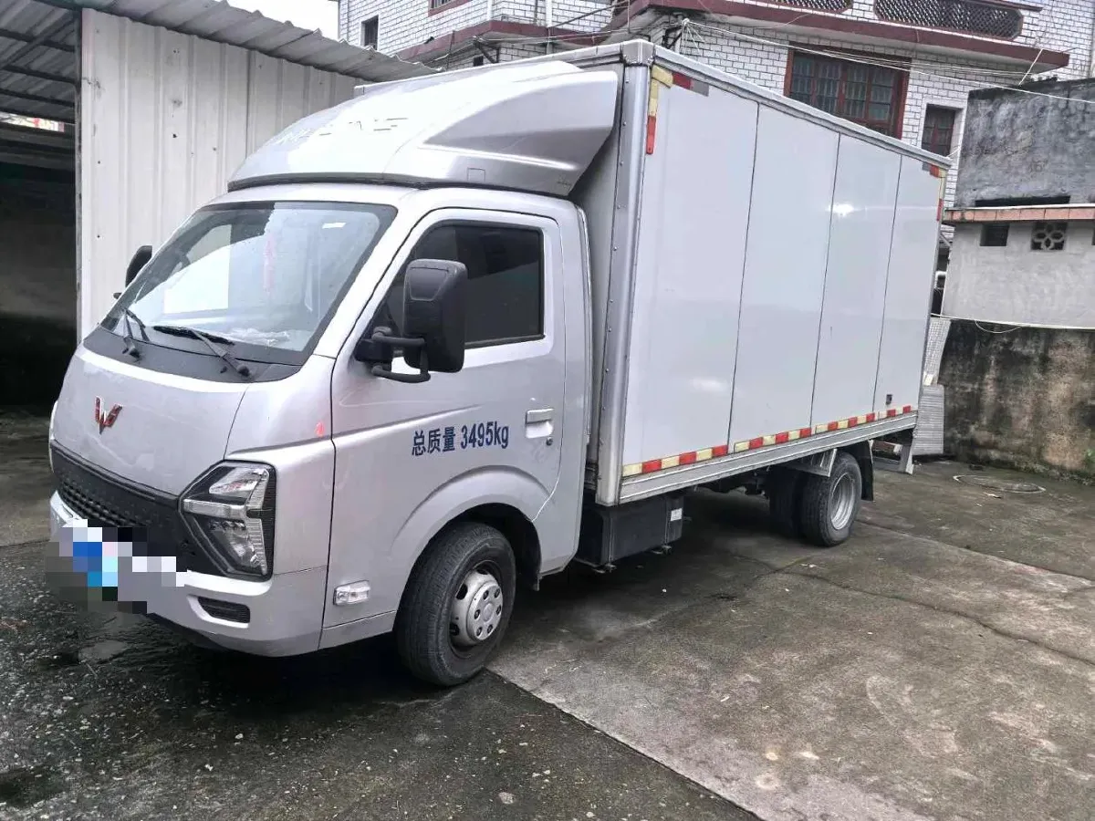 2023 WuLing Loong Truck 2.0L 136HP L4 5MT,autocango,china used car exporter,china ev exporter,chinese used car exporter,chinese used ev exporter