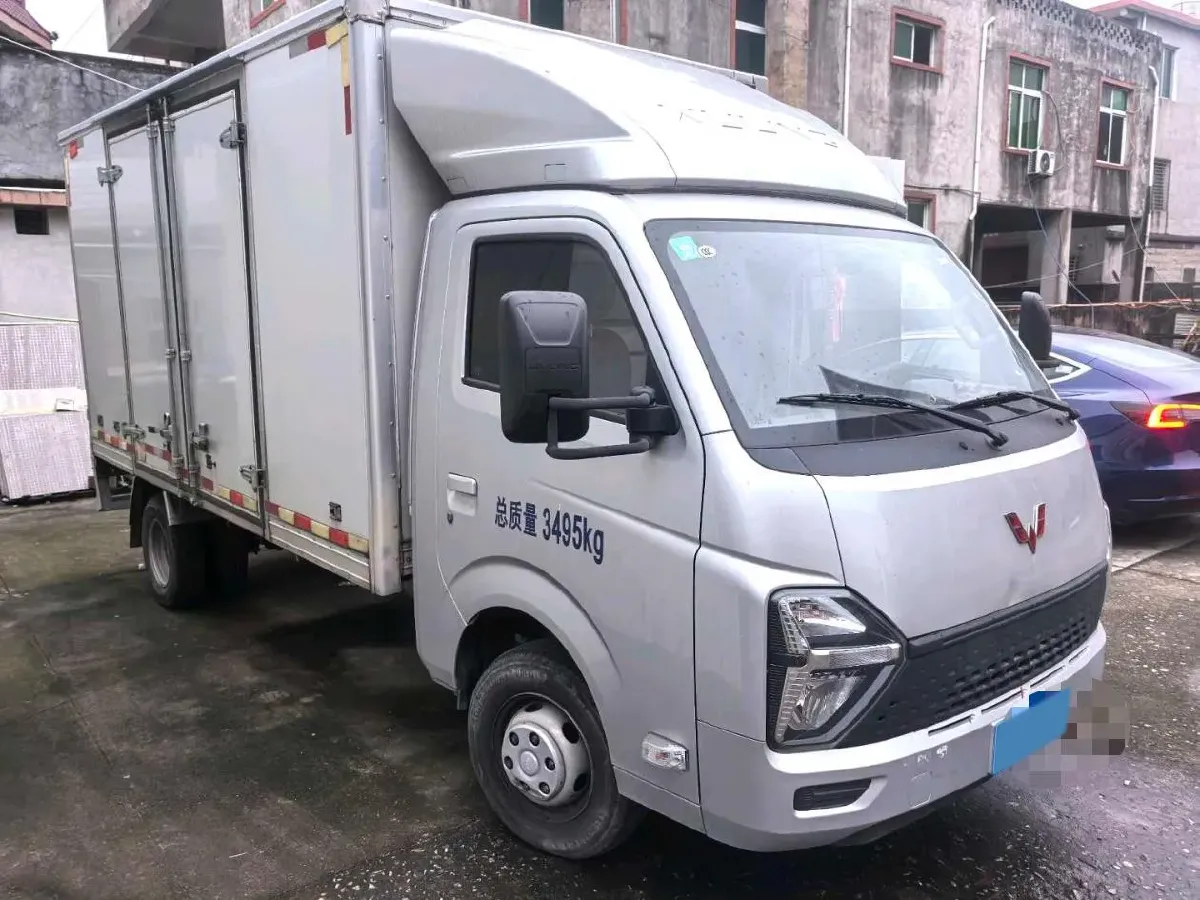 2023 WuLing Loong Truck 2.0L 136HP L4 5MT,autocango,china used car exporter,china ev exporter,chinese used car exporter,chinese used ev exporter