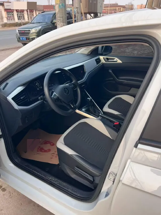 2023 Volkswagen Polo 1.5L 113HP L4 6AT,autocango,china used car exporter,china ev exporter,chinese used car exporter,chinese used ev exporter