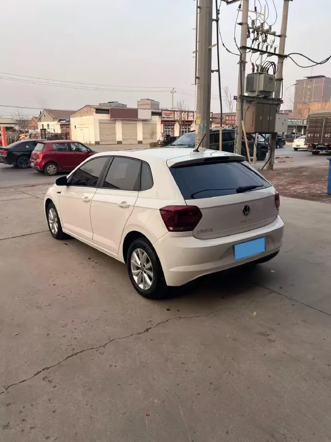 2023 Volkswagen Polo 1.5L 113HP L4 6AT,autocango,china used car exporter,china ev exporter,chinese used car exporter,chinese used ev exporter