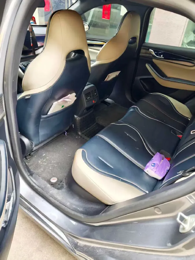 2021 Haval F7 1.5T 169HP L4 7DCT,autocango,china used car exporter,china ev exporter,chinese used car exporter,chinese used ev exporter