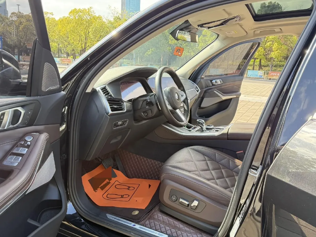 2022 BMW X5 2.0T 245HP L4 8AT,autocango,china used car exporter,china ev exporter,chinese used car exporter,chinese used ev exporter